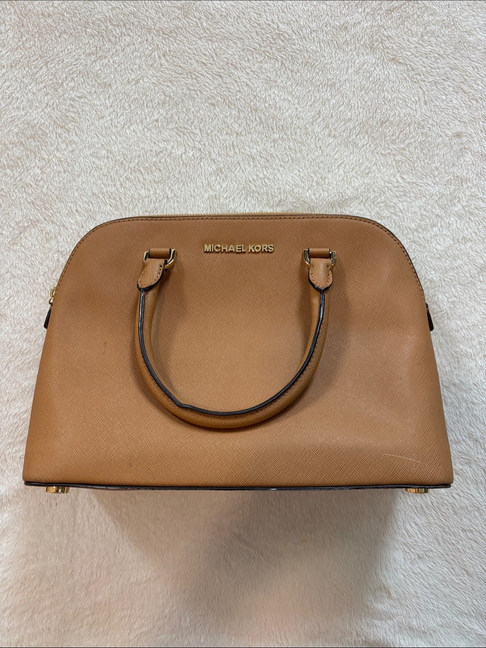 🌺Michael Kors Peanut Leather Dome Satchel